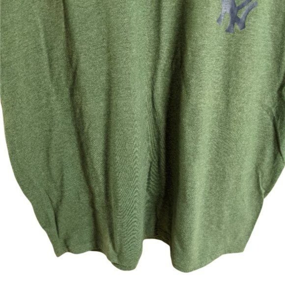 Men's New York Yankees Baseball Olive Green Heather Short Sleeve Tee - X-Large - Picture 6 of 12